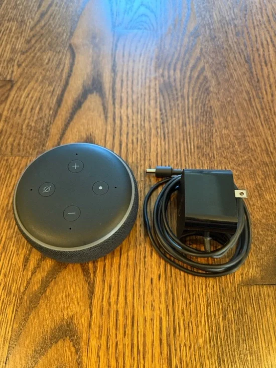 The Amazon Echo Dot Speaker in Charcoal (DSN: G8M0XG1002530D91) Model No: C78MP8 - Picture 4 of 6